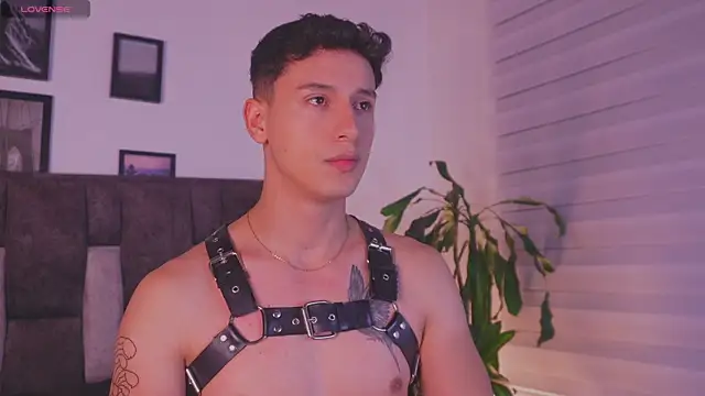 I Gabriel online show from April 16, 4:45 am