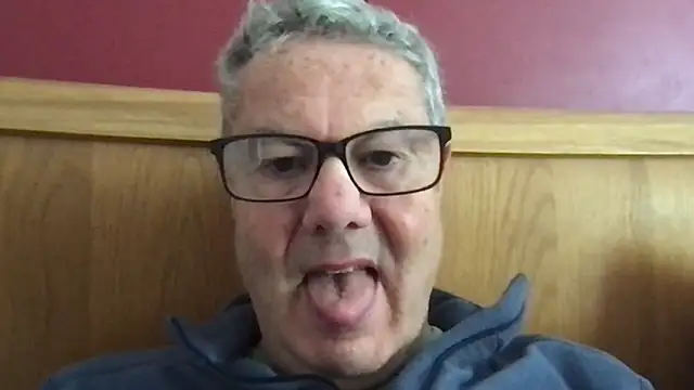 Snapshot of Oldpistolpete chatting on September 16, 10:05 am Oldpistolpete online show from September 16, 10:05 am