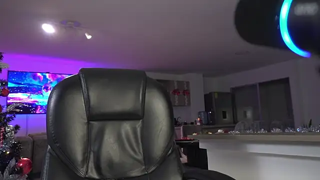 Frank Farrell online show from December 18, 3:57 am