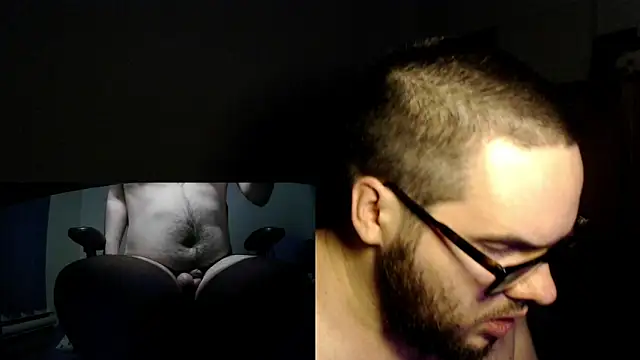 Snapshot of fck_boy123 chatting on March 18, 5:13 am fck boy123 online show from March 18, 5:13 am