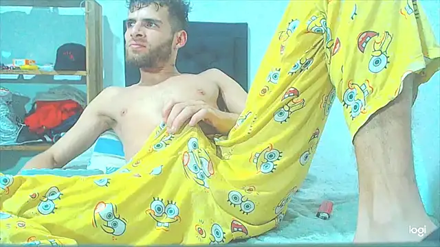 Snapshot of maihton_xx chatting on January 22, 9:13 am maihton xx online show from January 22, 9:13 am