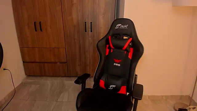 Snapshot of Jake_simons chatting on September 10, 2:32 am Jake simons online show from September 10, 2:32 am