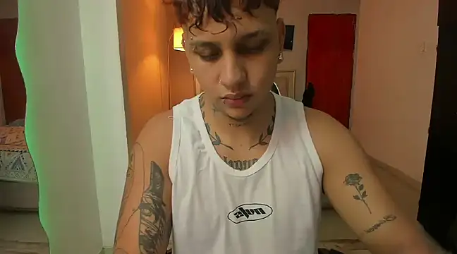 Snapshot of Jake_simons chatting on January 13, 3:12 am Jake simons online show from January 13, 3:12 am