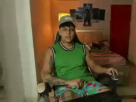 Snapshot of Jake_simons chatting on March 14, 2:53 am Jake simons online show from March 14, 2:53 am