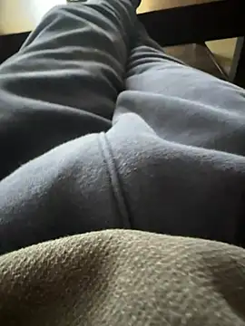 DAJ4002 online show from March 12, 1:19 pm