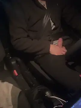 agitnizci13 online show from December 4, 4:47 pm