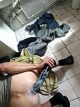 FistHot93 online show from May 16, 9:39 am