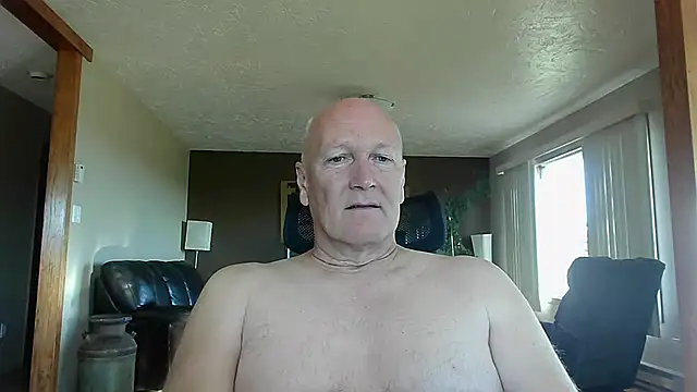 Snapshot of BasicAnt chatting on October 25, 3:25 pm BasicAnt online show from October 25, 3:25 pm