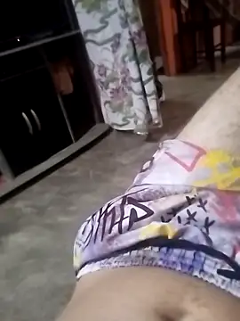 Snapshot of Emanuel45js chatting on March 7, 2:45 pm Emanuel45js online show from March 7, 2:45 pm