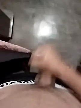 Snapshot of Emanuel45js chatting on February 28, 2:09 am Emanuel45js online show from February 28, 2:09 am