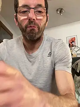 steph19x5 online show from March 2, 8:05 am