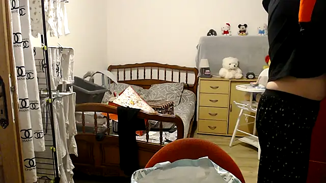 steph19x5 online show from January 5, 6:45 pm