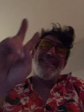 maxximere online show from April 19, 1:05 am