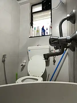 Snapshot of the_indian_dick_u_want chatting on October 27, 1:30 am the indian dick u want online show from October 27, 1:30 am