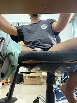 Snapshot of the_indian_dick_u_want chatting on October 29, 8:39 am the indian dick u want online show from October 29, 8:39 am