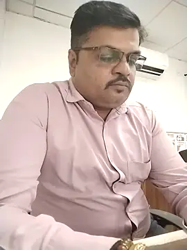 Desi Londa 143 online show from November 19, 4:45 am