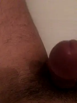 gokhanbey34 online show from November 1, 2:37 am