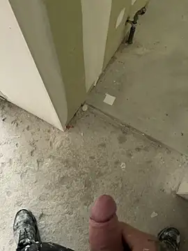 Snapshot of RenaudS-02 chatting on October 8, 2:32 pm RenaudS-02 online show from October 8, 2:32 pm