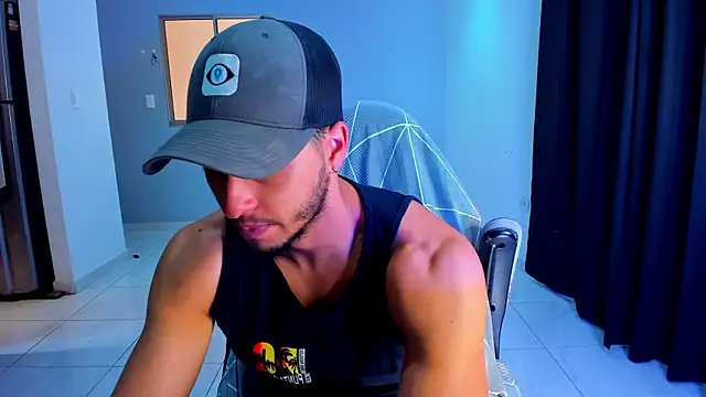 Kris Khalifa69 online show from March 4, 1:51 pm