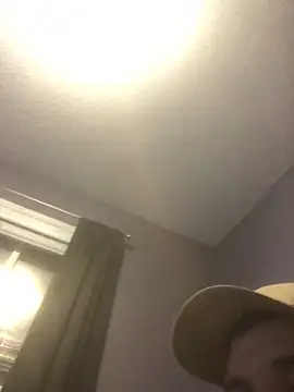 Hugetings online show from December 28, 9:20 am