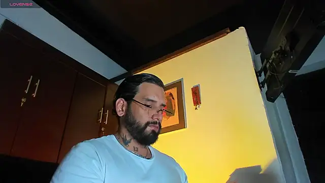 CamiloGray  online show from February 24, 3:24 pm