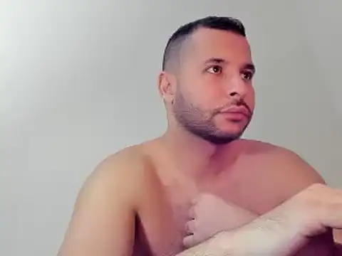 Snapshot of Dani_Lop chatting on December 12, 10:09 pm Dani Lop online show from December 12, 10:09 pm