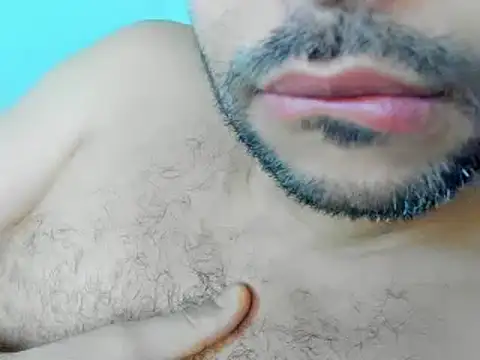 Snapshot of Dani_Lop chatting on February 1, 3:52 am Dani Lop online show from February 1, 3:52 am