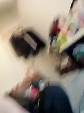 Snapshot of vice0818 chatting on March 6, 2:29 pm vice0818 online show from March 6, 2:29 pm