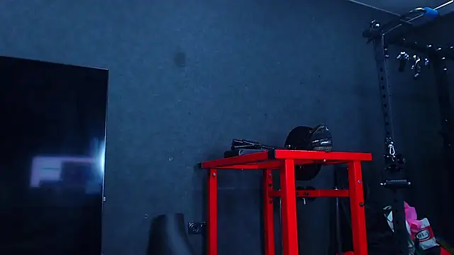 muscularjohnforuX online show from June 24, 9:12 am