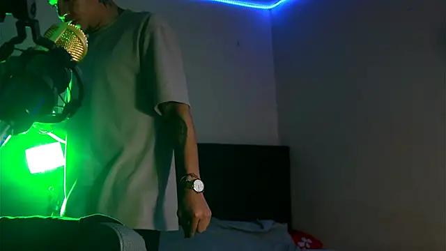 BestMasterForYou online show from November 22, 8:14 am