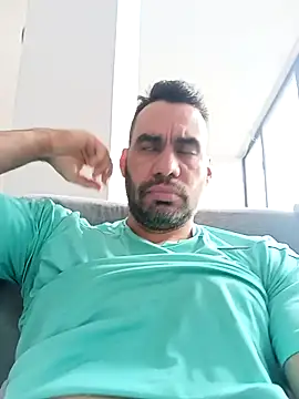 javiermarval83 online show from February 12, 2:34 pm