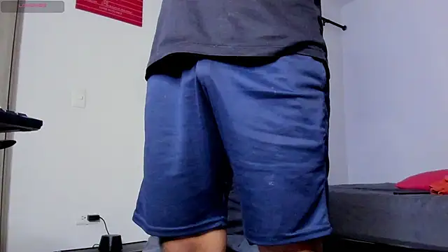 Cloudy pigDude online show from March 13, 6:05 am