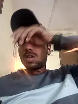 Snapshot of sushilbhosale667 chatting on September 10, 6:45 am sushilbhosale667 online show from September 10, 6:45 am