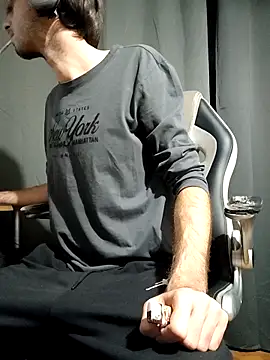 WhiteMambaSelfSuck online show from October 1, 4:22 pm