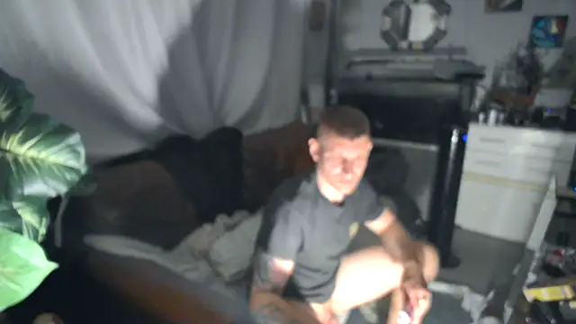 Snapshot of iamsex6969 chatting on October 28, 6:10 pm iamsex6969 online show from October 28, 6:10 pm