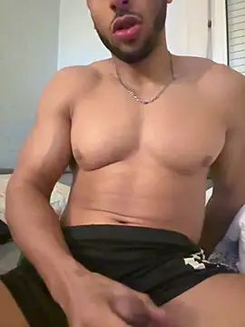 Snapshot of pimentfort77 chatting on December 21, 9:58 pm pimentfort77 online show from December 21, 9:58 pm