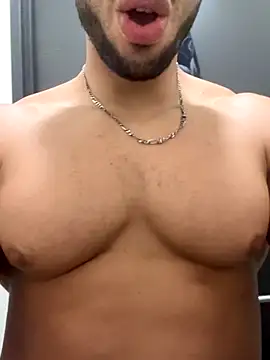 Snapshot of pimentfort77 chatting on October 17, 11:03 am pimentfort77 online show from October 17, 11:03 am