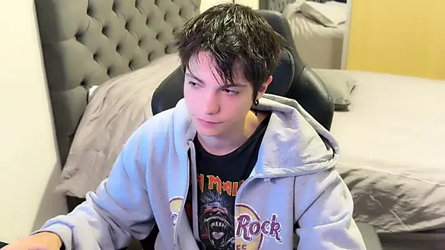 SasukeUhchiaa online show from February 23, 12:26 am