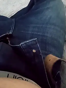 Snapshot of Mark_Dad chatting on March 22, 8:59 pm Mark Dad online show from March 22, 8:59 pm