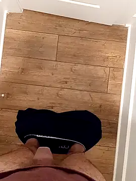 Snapshot of Mark_Dad chatting on February 10, 1:01 pm Mark Dad online show from February 10, 1:01 pm