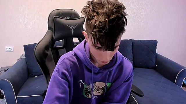 Snapshot of James_Mills chatting on October 28, 6:43 pm James Mills online show from October 28, 6:43 pm