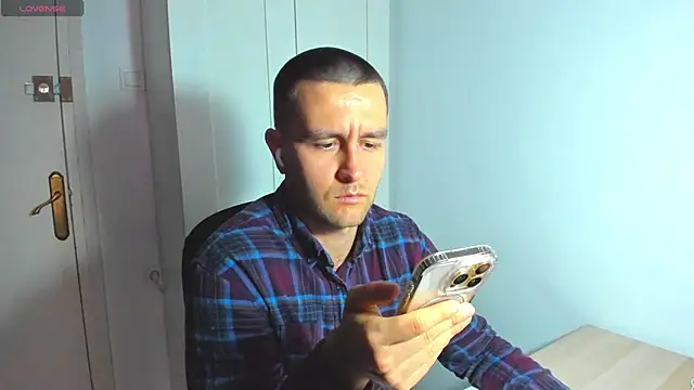 HonestAndrew online show from January 16, 1:25 pm