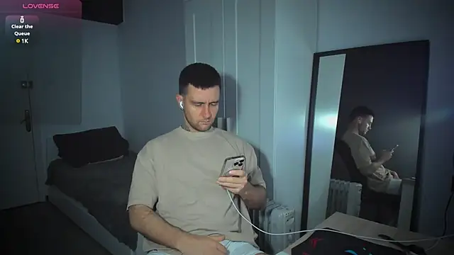 HonestAndrew online show from March 11, 6:43 am