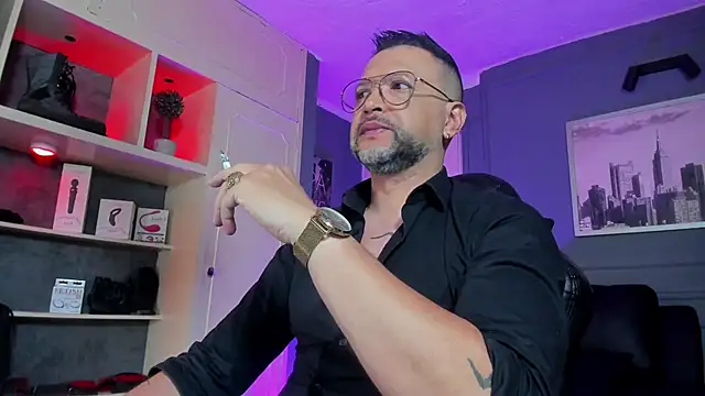 MrFrank tattoo online show from February 13, 11:37 am