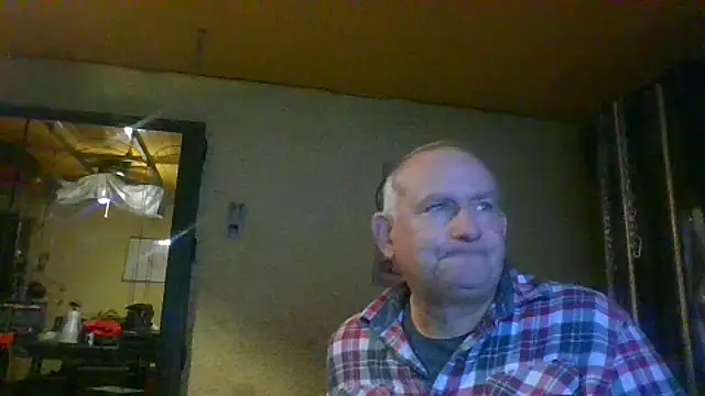 Snapshot of jeanlulu chatting on October 16, 7:11 pm jeanlulu online show from October 16, 7:11 pm