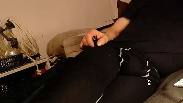 mike30nbg online show from February 15, 10:54 pm