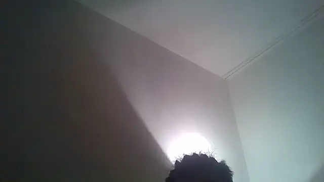 Momo690x online show from March 23, 9:10 pm