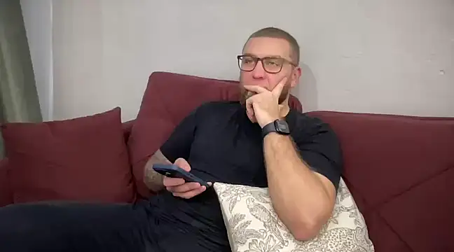 Snapshot of Bear_bear_ chatting on January 24, 12:20 pm Bear bear  online show from January 24, 12:20 pm
