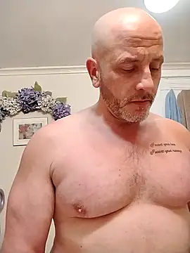 ShaneJames11 online show from May 9, 5:52 am