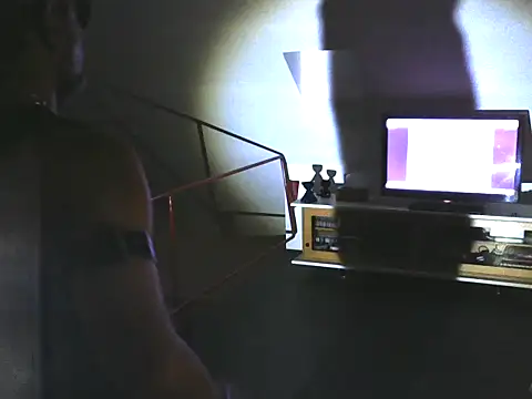 rodrigotof2000 online show from March 28, 8:14 am